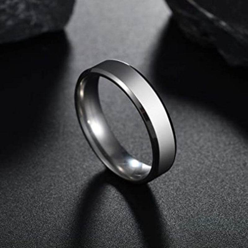 Elegant Stainless Steel Gold Ring for Men & Women – Stylish Wedding Band & Perfect Gift Jewelry" - EMPRIZE 360